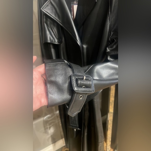 2nd day EURO (Scandinavian) Black Genuine Leather Trench Coat - Picture 6 of 6